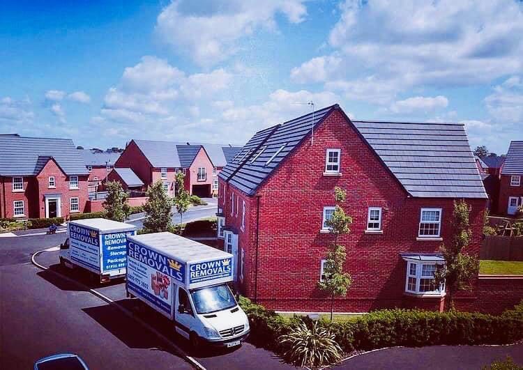 Moving House in Cheshire: What a Local Removals Firm Does Differently